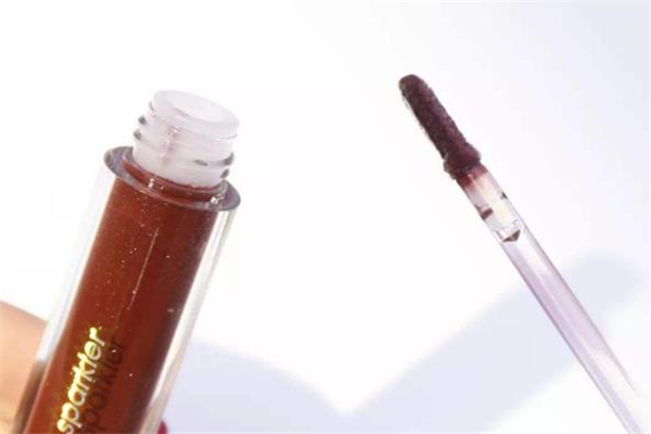 hedone唇釉多少錢 摩登時(shí)代唇釉哪個(gè)顏色最好看 hedone唇釉多少錢 摩登時(shí)代唇釉哪個(gè)顏色最好看