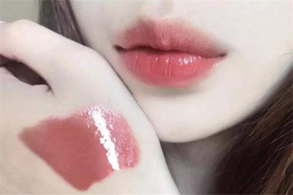 hedone唇釉多少錢 摩登時(shí)代唇釉哪個(gè)顏色最好看 hedone唇釉多少錢 摩登時(shí)代唇釉哪個(gè)顏色最好看