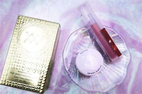 hedone唇釉安全嗎 hedone摩登時(shí)代唇釉是國(guó)貨嗎 hedone唇釉安全嗎 hedone摩登時(shí)代唇釉是國(guó)貨嗎