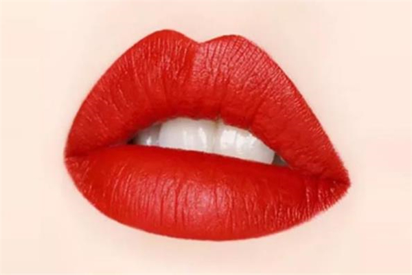 美寶蓮接吻棒試色 美寶蓮接吻棒哪個顏色好看 美寶蓮接吻棒試色 美寶蓮接吻棒哪個顏色好看