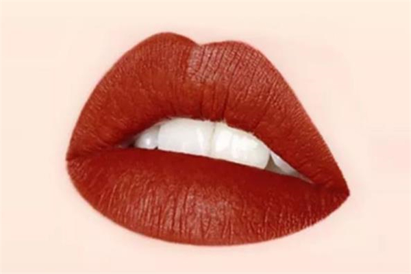 美寶蓮接吻棒試色 美寶蓮接吻棒哪個顏色好看 美寶蓮接吻棒試色 美寶蓮接吻棒哪個顏色好看