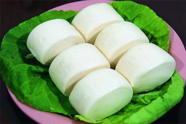 做饅頭面粉和酵母的比例是多少 做饅頭用什么面粉 做饅頭面粉和酵母的比例是多少 做饅頭用什么面粉