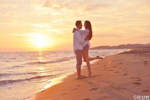 為什么夫妻經常吵架 經常吵架的夫妻