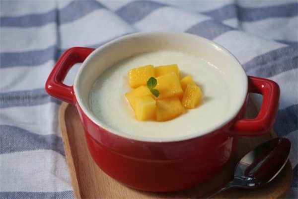 雙皮奶哺乳期能吃嗎 雙皮奶產(chǎn)婦能吃嗎 雙皮奶哺乳期能吃嗎 雙皮奶產(chǎn)婦能吃嗎