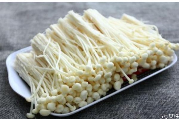 金針菇可以經(jīng)常吃嗎 金針菇怎么做好吃 金針菇可以經(jīng)常吃嗎 金針菇怎么做好吃