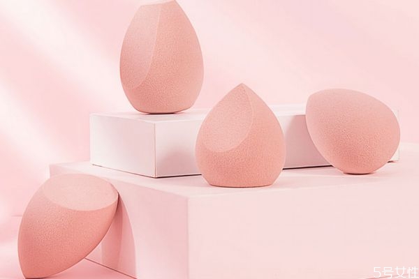 美妝蛋變形了怎么辦 美妝蛋不回彈了怎么回事 美妝蛋變形了怎么辦 美妝蛋不回彈了怎么回事