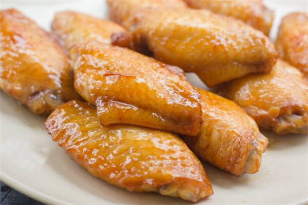 烤箱烤雞翅用烤盤還是烤架 烤箱烤雞翅可以不用錫紙嗎 烤箱烤雞翅用烤盤還是烤架 烤箱烤雞翅可以不用錫紙嗎