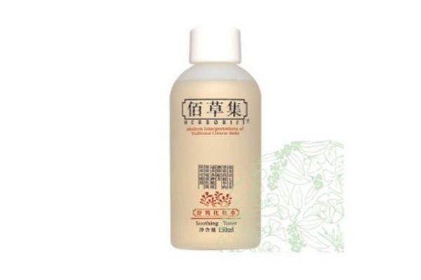 化妝水濕敷有什么注意 化妝水濕敷正確方法 化妝水濕敷有什么注意 化妝水濕敷正確方法