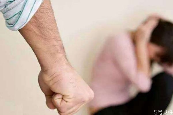 家暴男換個女友會改嗎 家暴的男人改好的幾率 家暴男換個女友會改嗎 家暴的男人改好的幾率