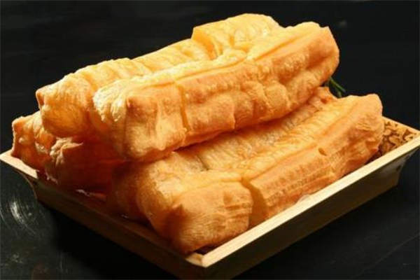 做油條可以用泡打粉嗎 如何用泡打粉做油條 做油條可以用泡打粉嗎 如何用泡打粉做油條