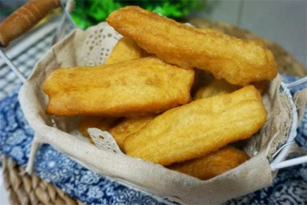 為什么炸出來的油條不空心 油條不空心是什么原因 為什么炸出來的油條不空心 油條不空心是什么原因