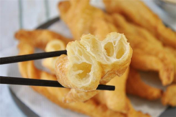 為什么炸出來的油條不空心 油條不空心是什么原因 為什么炸出來的油條不空心 油條不空心是什么原因