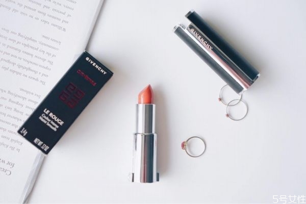 紀(jì)梵希304和306怎么選 紀(jì)梵希304和306適合什么人 紀(jì)梵希304和306怎么選 紀(jì)梵希304和306適合什么人