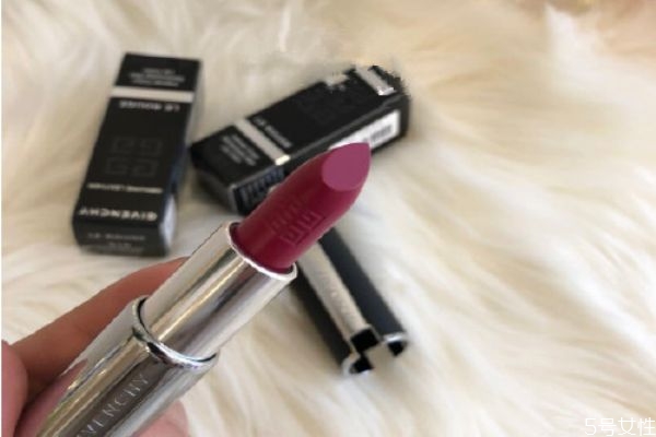 紀梵希315適合什么年齡的人使用 紀梵希315號試色 紀梵希315適合什么年齡的人使用 紀梵希315號試色