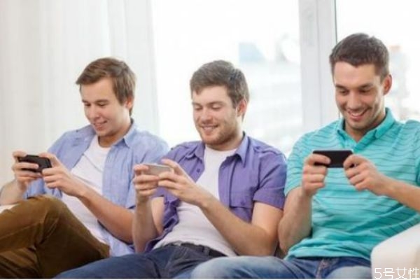 丈夫愛打游戲怎么辦 丈夫打游戲可以充錢嗎 丈夫愛打游戲怎么辦 丈夫打游戲可以充錢嗎