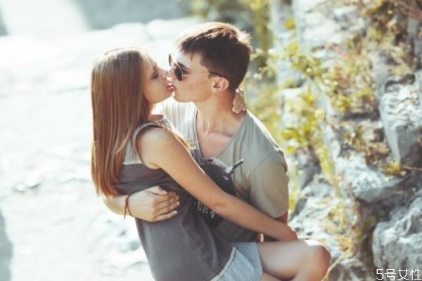 老公生氣了怎么辦 教你哄老公開心 老公生氣了怎么辦 教你哄老公開心