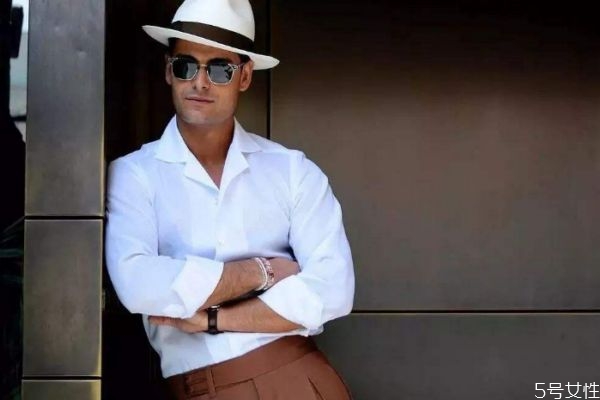 啤酒肚怎么練腹肌 啤酒肚應(yīng)該怎么鍛煉 啤酒肚怎么練腹肌 啤酒肚應(yīng)該怎么鍛煉