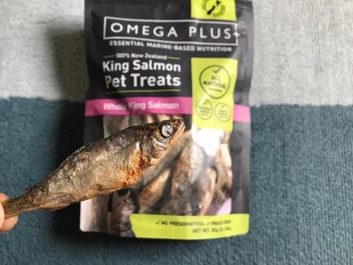 omega plus小魚(yú)干貓零食是哪個(gè)國(guó)家的 omega plus小魚(yú)干貓零食怎么吃 omega plus小魚(yú)干貓零食是哪個(gè)國(guó)家的 omega plus小魚(yú)干貓零食怎么吃