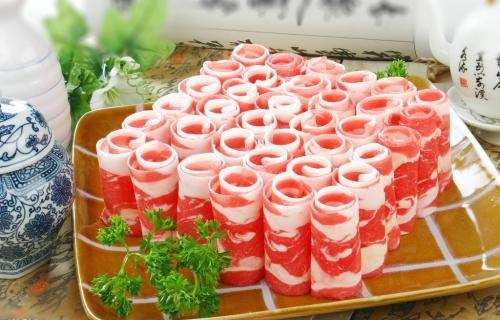 洋蔥炒羊肉卷怎么做好吃 怎樣自制羊肉卷 洋蔥炒羊肉卷怎么做好吃 怎樣自制羊肉卷