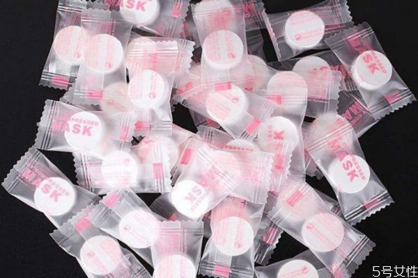 壓縮面膜可以用白開(kāi)水泡嗎 壓縮面膜怎么用補(bǔ)水好