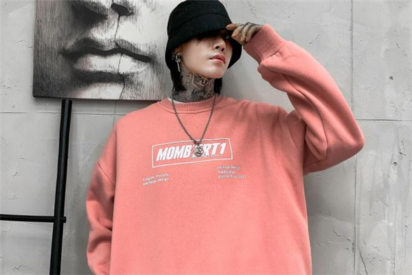 套頭衛(wèi)衣什么顏色好看 套頭衛(wèi)衣流行什么顏色 套頭衛(wèi)衣什么顏色好看 套頭衛(wèi)衣流行什么顏色