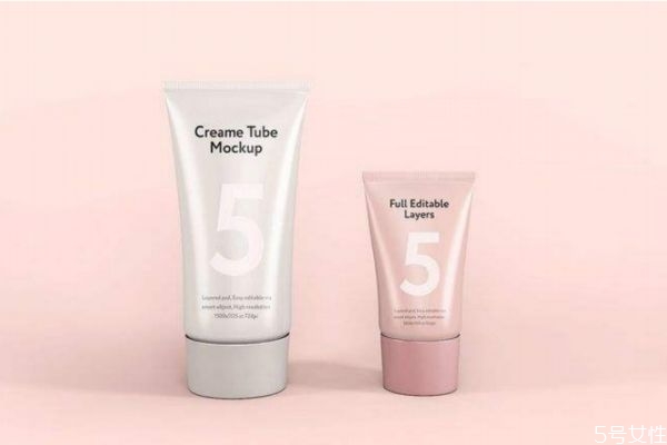 不用洗面奶可以用水和乳嘛 早上沒用洗面奶可以涂水乳嗎 不用洗面奶可以用水和乳嘛 早上沒用洗面奶可以涂水乳嗎