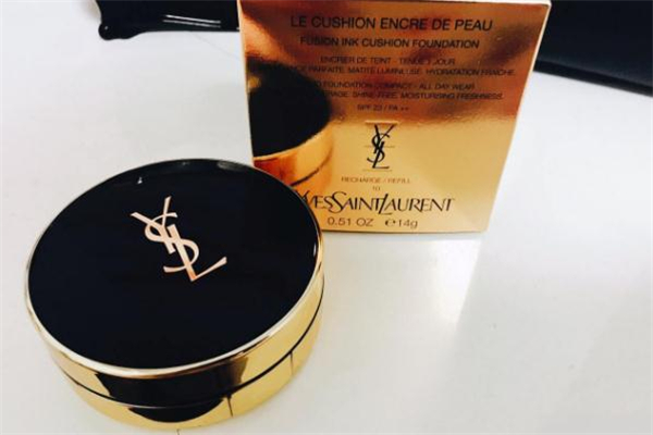 ysl墨水氣墊色號(hào) ysl墨水氣墊適合干皮嗎