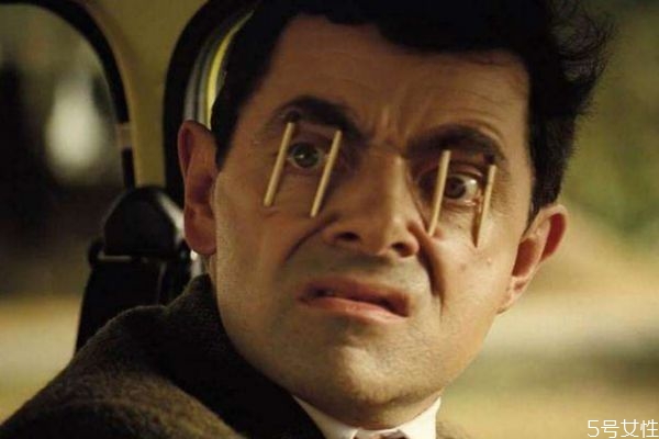 長(zhǎng)時(shí)間玩手機(jī)會(huì)造成失眠嗎 失眠的原因有什么 長(zhǎng)時(shí)間玩手機(jī)會(huì)造成失眠嗎 失眠的原因有什么