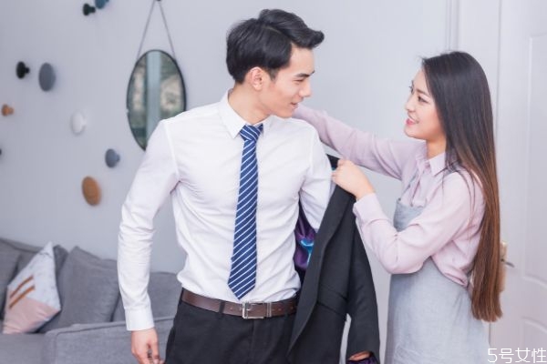 老公犯錯如何讓他吸取教訓 對付說假話男人的方法 老公犯錯如何讓他吸取教訓 對付說假話男人的方法