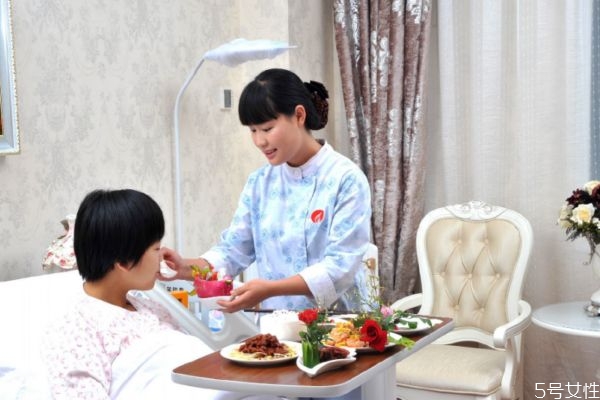 月子餐可以放哪些調料 月子餐可以放鹽嗎