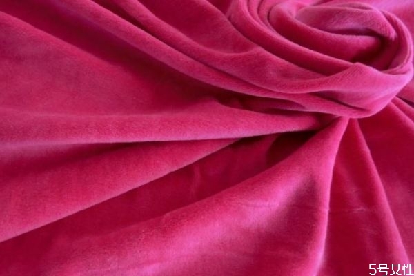 天鵝絨面料好不好 天鵝絨面料介紹 天鵝絨面料好不好 天鵝絨面料介紹