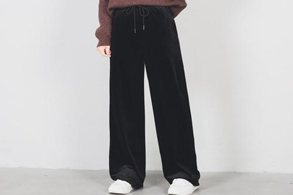 拖地褲怎樣穿褲腿不臟 拖地褲怎么搭配好看 拖地褲怎樣穿褲腿不臟 拖地褲怎么搭配好看