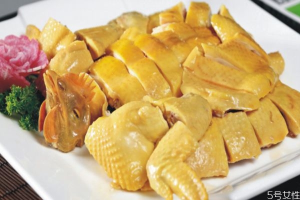 白切雞怎么做好吃 白切雞的簡單做法 白切雞怎么做好吃 白切雞的簡單做法