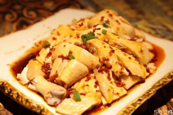 口水雞怎么做好吃 口水雞的簡單做法 口水雞怎么做好吃 口水雞的簡單做法