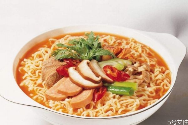 早上吃方便面好嗎 ?孕婦早上吃方便面可以嗎 早上吃方便面好嗎 ?孕婦早上吃方便面可以嗎