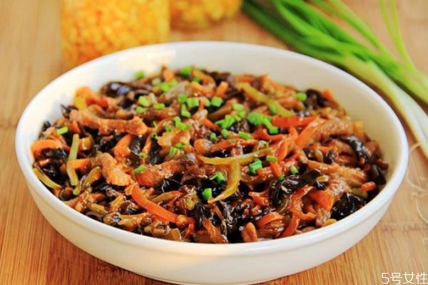 魚香肉絲怎么做好吃 魚香肉絲的簡(jiǎn)單做法 魚香肉絲怎么做好吃 魚香肉絲的簡(jiǎn)單做法