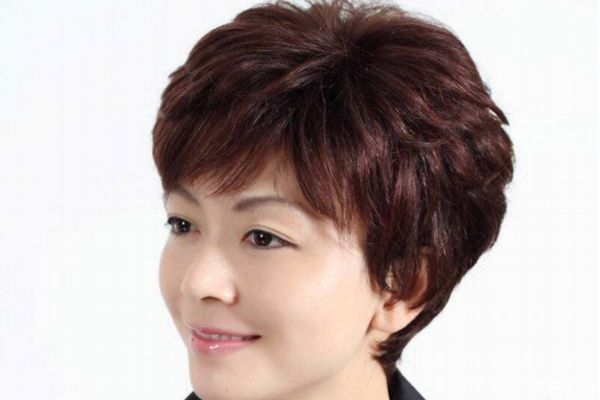 假發(fā)顏色怎么選 怎樣挑選適合自己的假發(fā) 假發(fā)顏色怎么選 怎樣挑選適合自己的假發(fā)