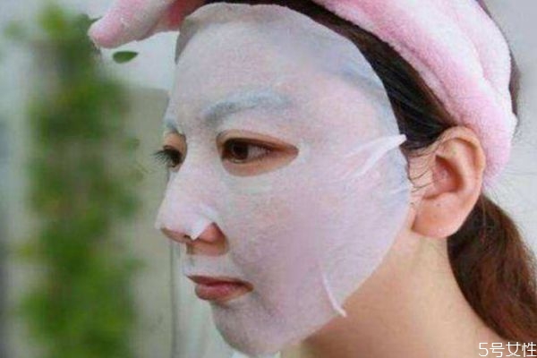 春季面膜可以天天做嗎 春季應(yīng)該注重補水還是保濕 春季面膜可以天天做嗎 春季應(yīng)該注重補水還是保濕