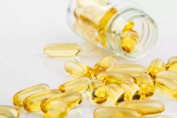 魚肝油能擦臉嗎 魚肝油能擦臉有什么功效 魚肝油能擦臉嗎 魚肝油能擦臉有什么功效