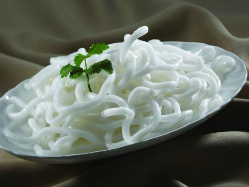 土豆粉和飯哪個(gè)熱量高 土豆淀粉可以做哪些吃的 土豆粉和飯哪個(gè)熱量高 土豆淀粉可以做哪些吃的