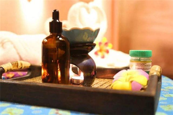 精油按摩減肥會(huì)反彈嗎 精油按摩減肥多久見(jiàn)效 精油按摩減肥會(huì)反彈嗎 精油按摩減肥多久見(jiàn)效