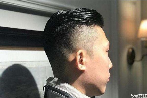 啫喱膏是發(fā)膠嗎 啫喱膏能保持多久 啫喱膏是發(fā)膠嗎 啫喱膏能保持多久