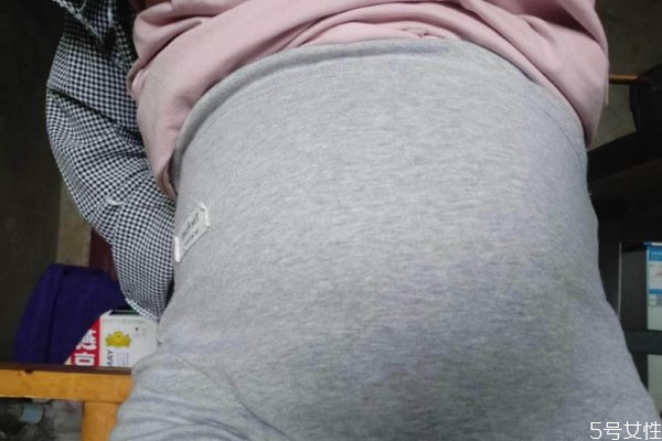 懷孕幾個(gè)月顯懷 懷孕顯懷早是男還是女 懷孕幾個(gè)月顯懷 懷孕顯懷早是男還是女