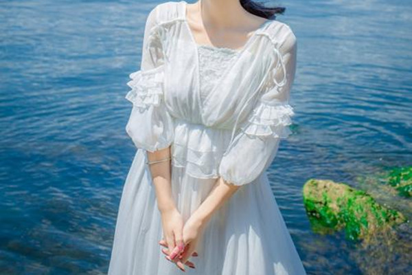 春夏季微胖女生穿搭技巧 春夏季輕熟風(fēng)穿搭推薦 春夏季微胖女生穿搭技巧 春夏季輕熟風(fēng)穿搭推薦