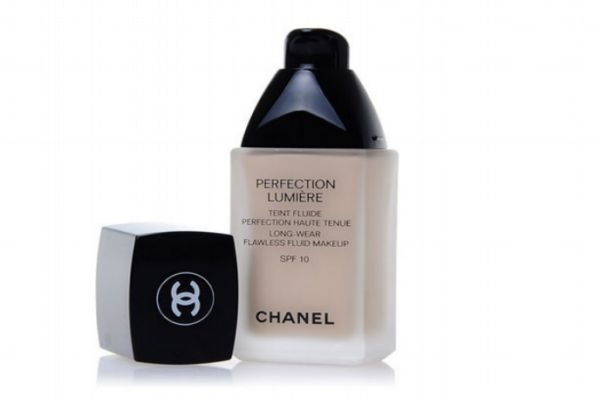 粉底液可以只涂局部嗎 1ml的粉底液能用幾次 粉底液可以只涂局部嗎 1ml的粉底液能用幾次