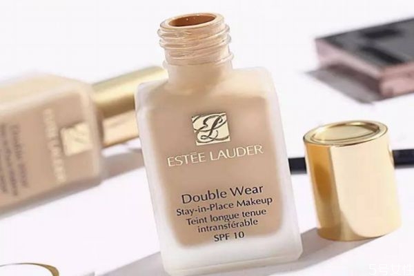 粉底液可以只涂局部嗎 1ml的粉底液能用幾次 粉底液可以只涂局部嗎 1ml的粉底液能用幾次