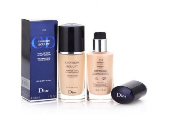 可以只涂粉底液出門嗎 沒有工具怎么上粉底液 可以只涂粉底液出門嗎 沒有工具怎么上粉底液