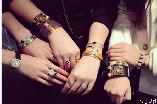 物質女是拜金女嗎 物質女和拜金女有區(qū)別嗎