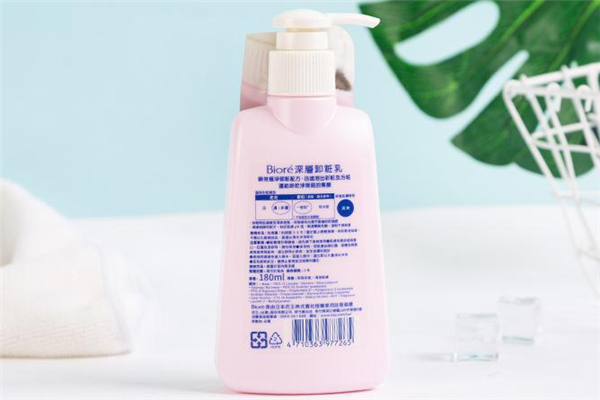 卸妝乳可以卸眼妝嗎 卸妝乳可以卸睫毛膏嗎 卸妝乳可以卸眼妝嗎 卸妝乳可以卸睫毛膏嗎