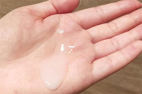 卸妝乳可以卸眼妝嗎 卸妝乳可以卸睫毛膏嗎 卸妝乳可以卸眼妝嗎 卸妝乳可以卸睫毛膏嗎